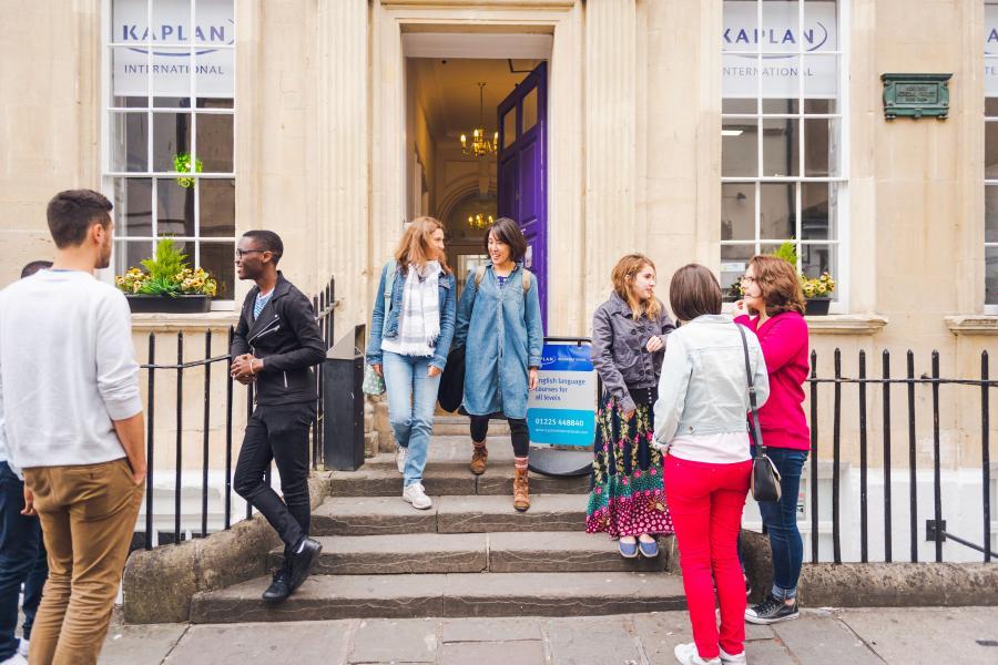 BATH Kaplan International Languages