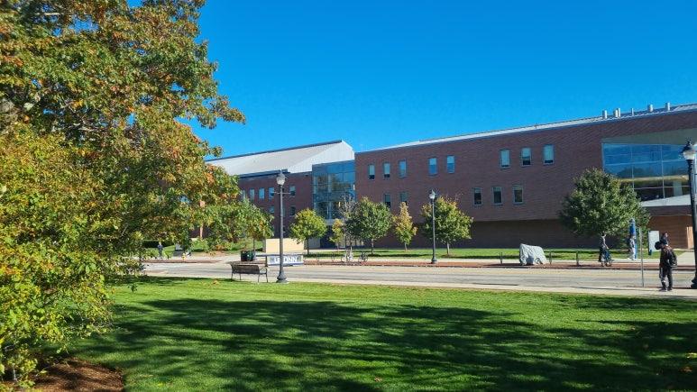 미국 대학 순위 58위, 의대입학이 가능한 명문 주립대학교 코네티컷 대학교 University of Connecticut